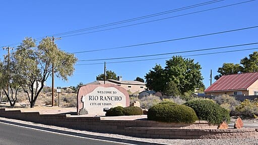 Rio Rancho welcome sign, New Mexico landscape.